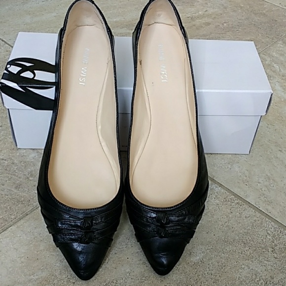 black flats size 10
